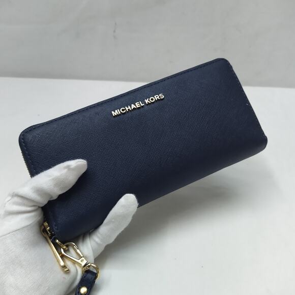 Michael Kors Blue Leather Zip Around Credit Card ID Window Wallet - Picture 3 of 16